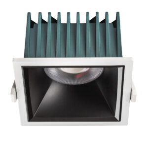 Светильник CICLONE QUAD 12W LED 923LM 60G БЕЛЫЙ/ЧЕРНЫЙ 4000K IP65